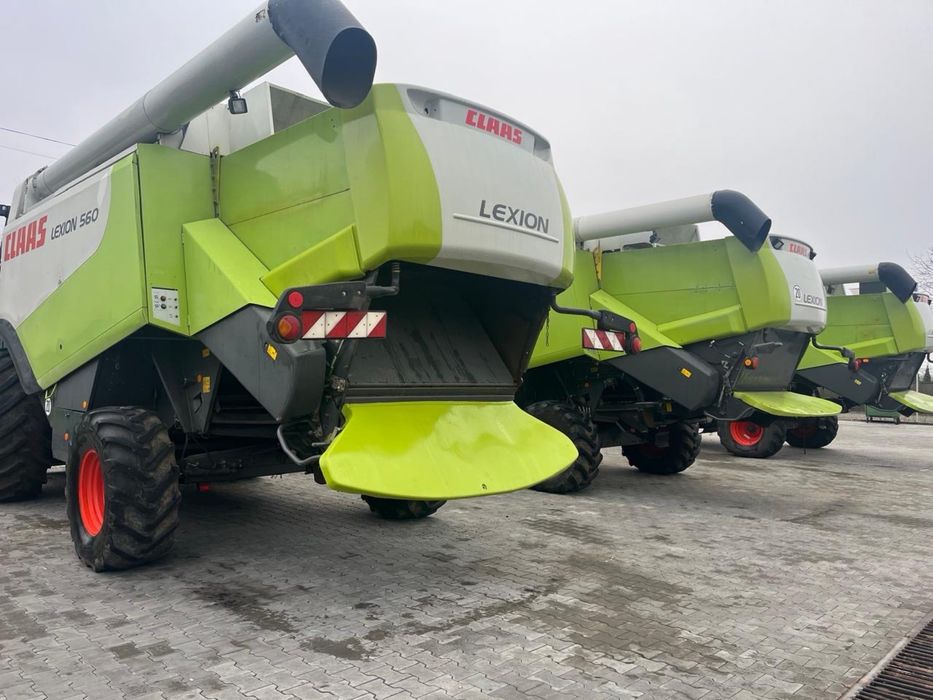 Комбайн Claas Lexion 560