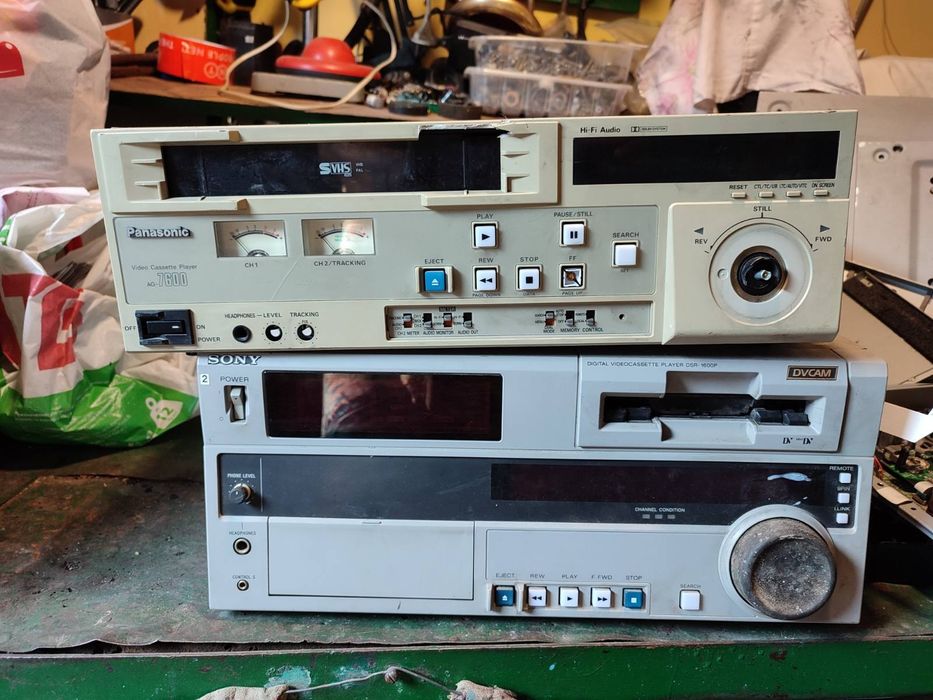 Видеомагнитофоны Panasonic