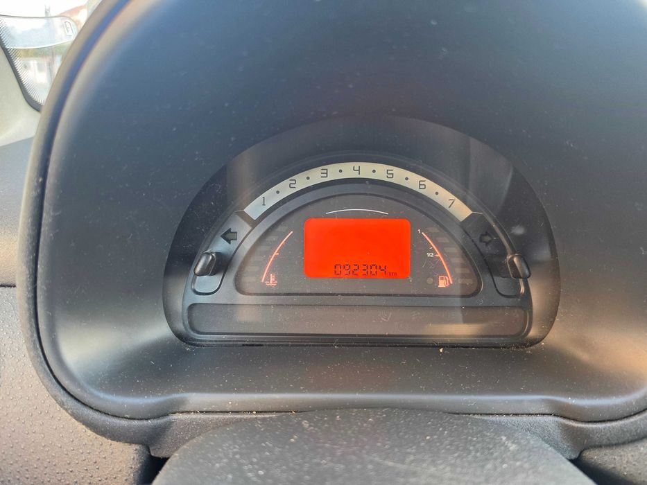 Citroën C3 1.2 com poucos quilometros