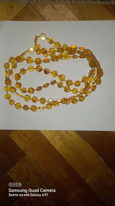 Продам буси, намисто з бурштину