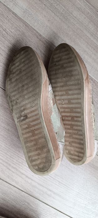 Skórzane trampki 37