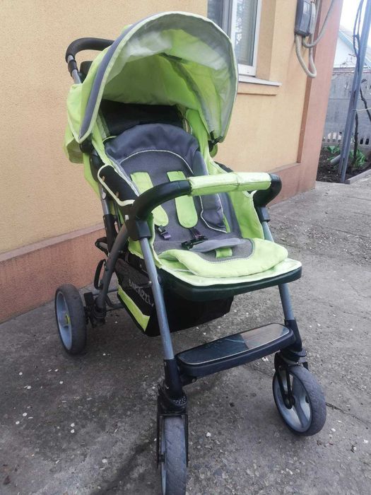 Коляска детская в отличном состоянии