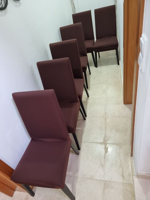 6  cadeiras castanhas