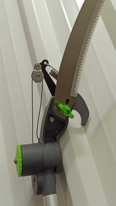 Tesoura para poda extensível com serrote até 2,60m