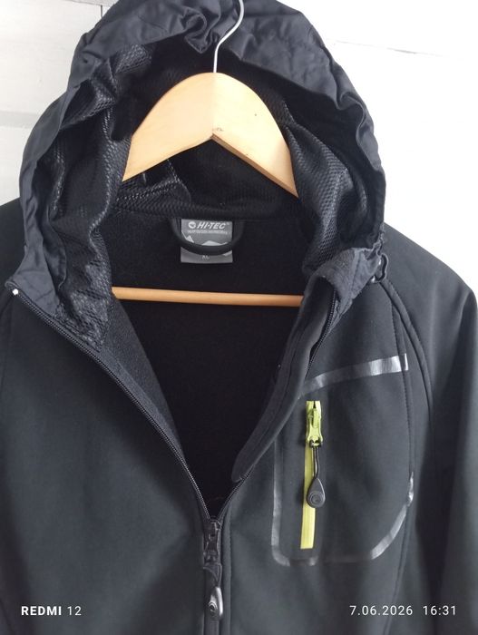 czarna damska kurtka softshell marki Hi-Tec, model Lady Enuro r. Xl