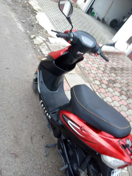 Skuter 2T ładny , zadbany