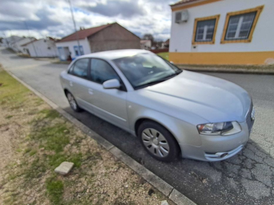 Audi A4, em excelente estado