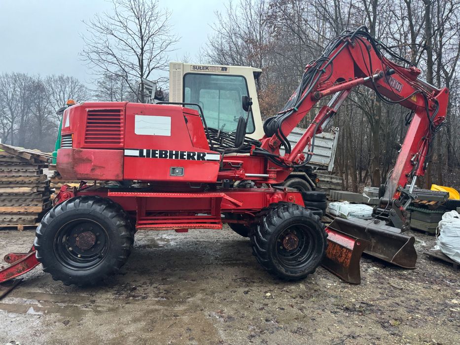 Liebherr 310 koparka kołowa