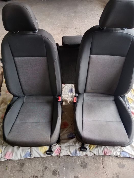 Fotele golf VII  5 drzwi