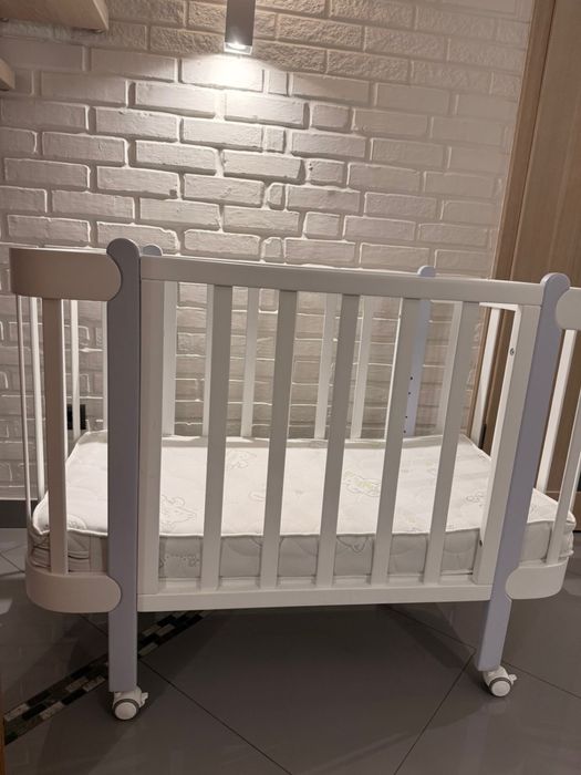 Продам ліжечко IngVart