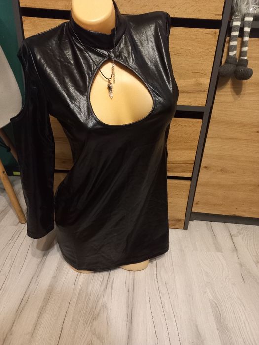 Seksi mini sukienka z ekoskórki S Stan jak nowa