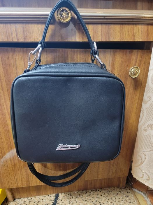 Продам женские сумки