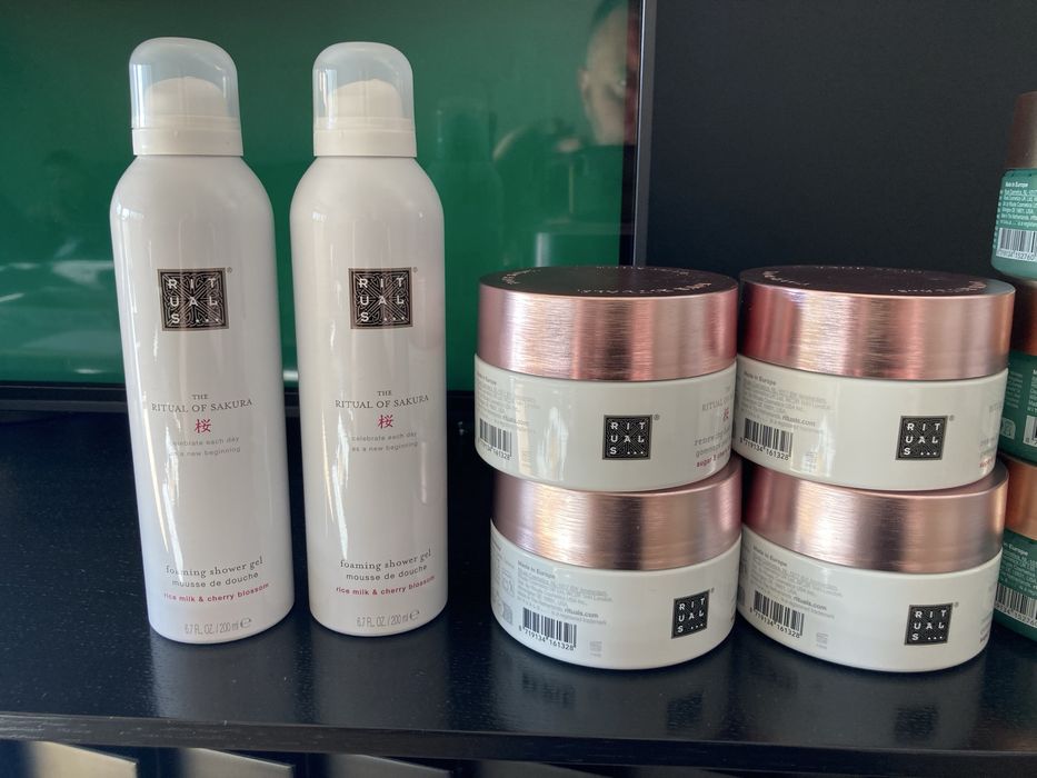 Rituals of karma body scrub