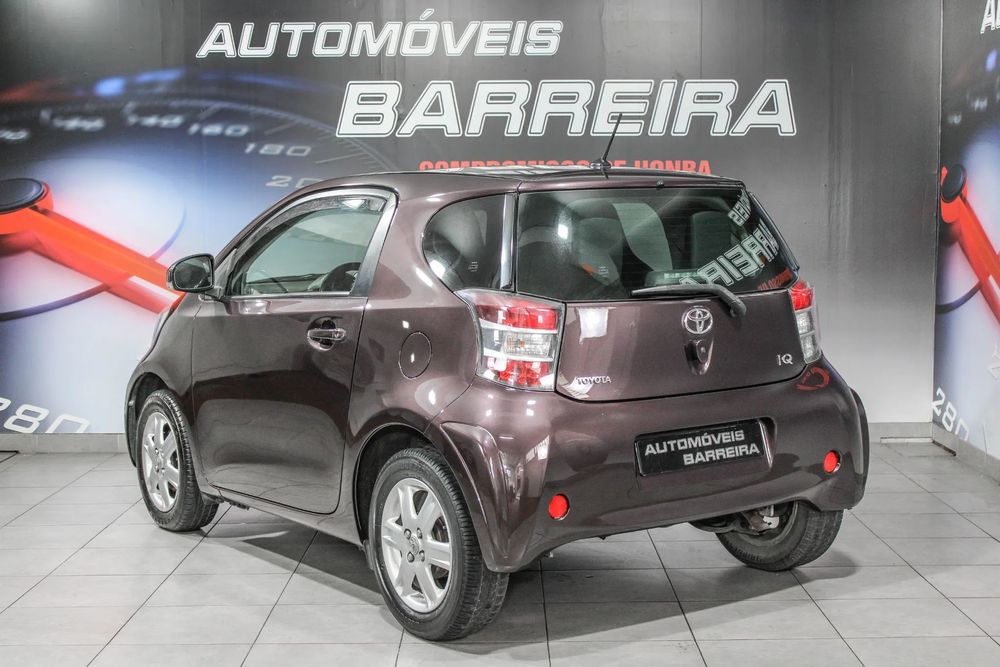 Toyota iQ 1.0 VVT-i Essential+AC