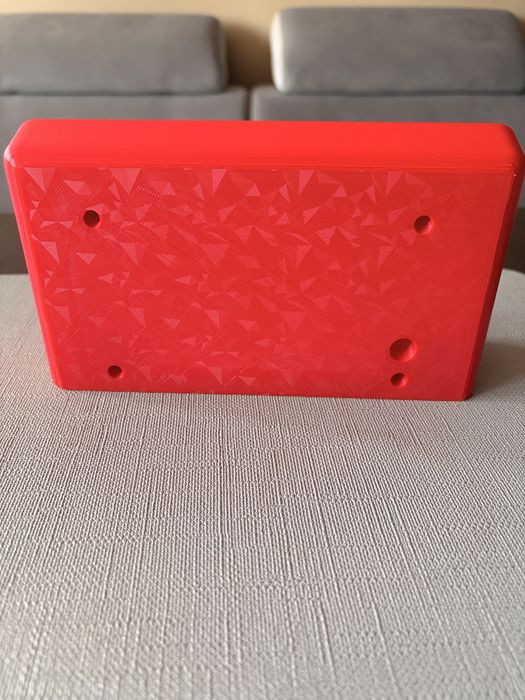 Czerwona obudowa do Waveshare ESP32-S3-Touch-LCD-7