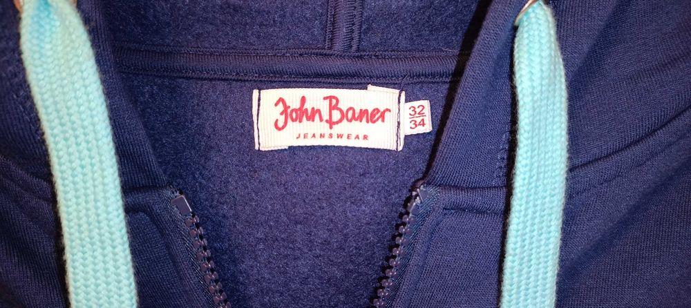 Damska bluza dresowa z kapturem John Baner. Jak nowa.