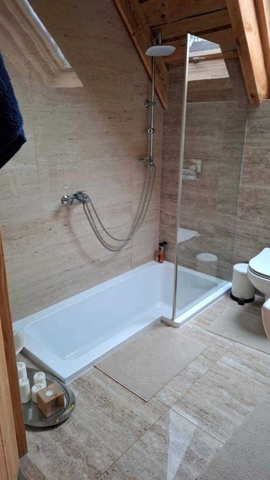 DOM nad jeziorem. Kaszubska Wenecja. 10 osób. Sauna, Balia