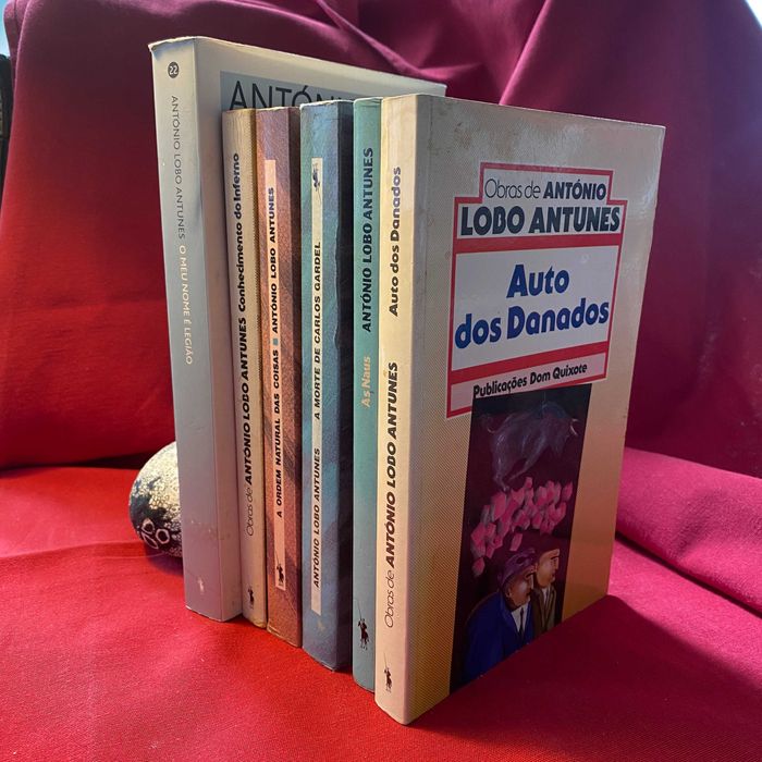 António Lobo Antunes - Vários Livros listados