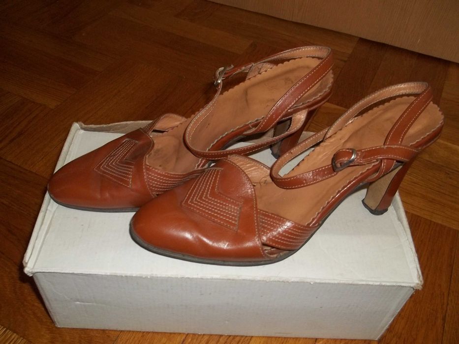 Buty półbuty skórzane z odkrytą piętą roz.36