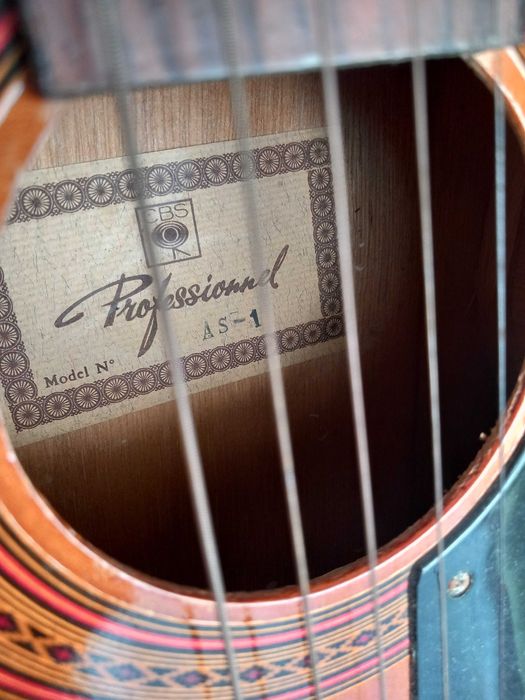Guitarra cbs profissional 50,00€