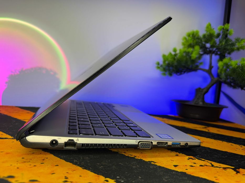 Fujitsu S936, i5-6200u, 8gb, 256gb ssd m2