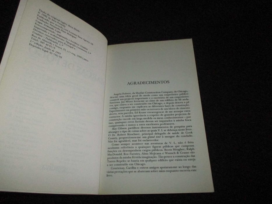 Livro Marcas de Fogo Sara Paretsky