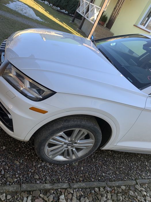 Кришка багажника audi Q5 80a