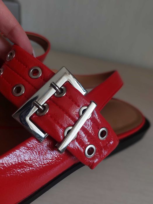 Туфлі балетки жіночі