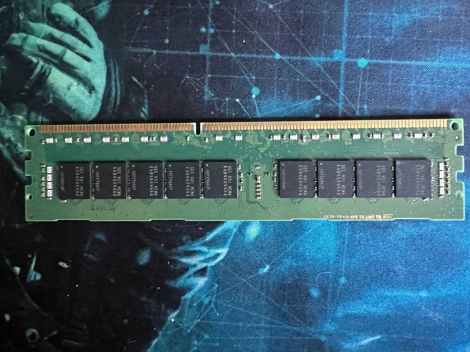 Модуль памяти для сервера DDR3 8GB M393B1G7OQHO-CMA 1600MHz 1Rx4 1.5V