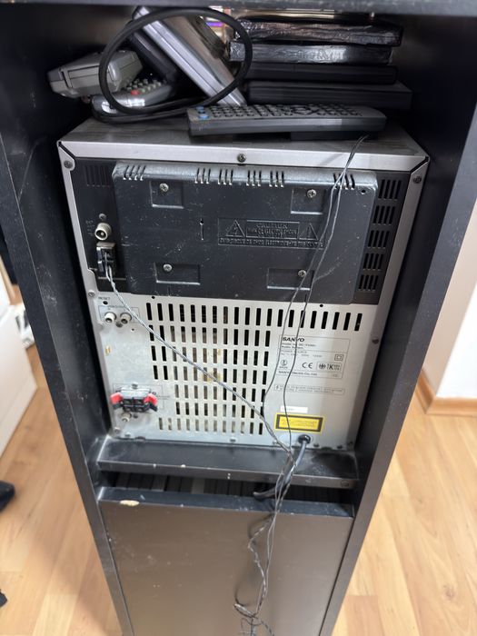 Aparelhagem Sanyo Vintage 3 CD + Rádio + Cassetes com Comando
