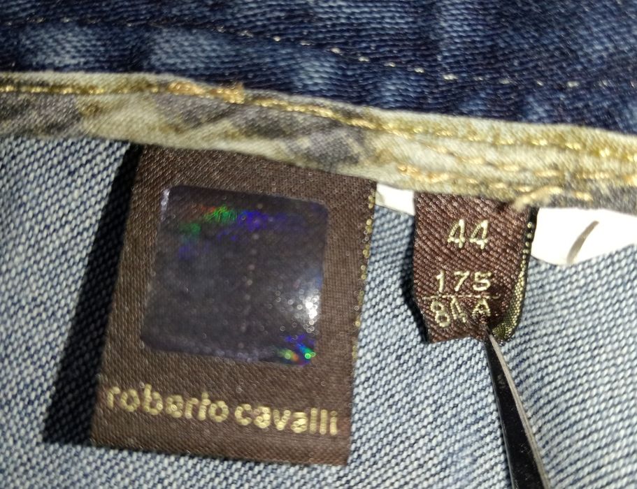 Джинси від Roberto cavalli