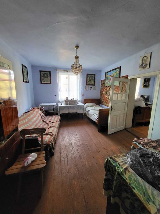 Продаж цегляного будинку с. Керниця