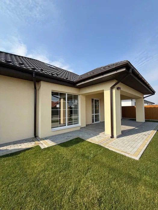 Продаж сучасного будинку «американки» в м. Ужгород