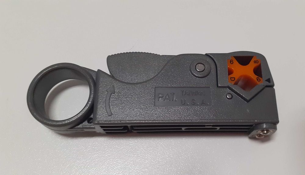 Coaxial Cable Stripping Tool435348205586370561