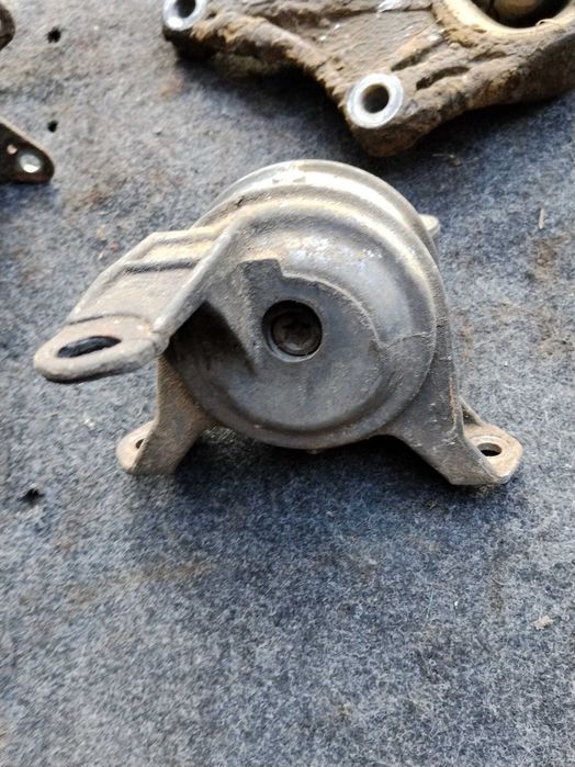 подушки на двигун Opel Astra G