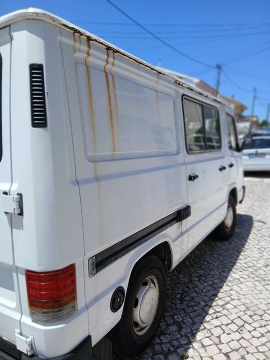 Mercedes-Benz 100 — fotografia 3