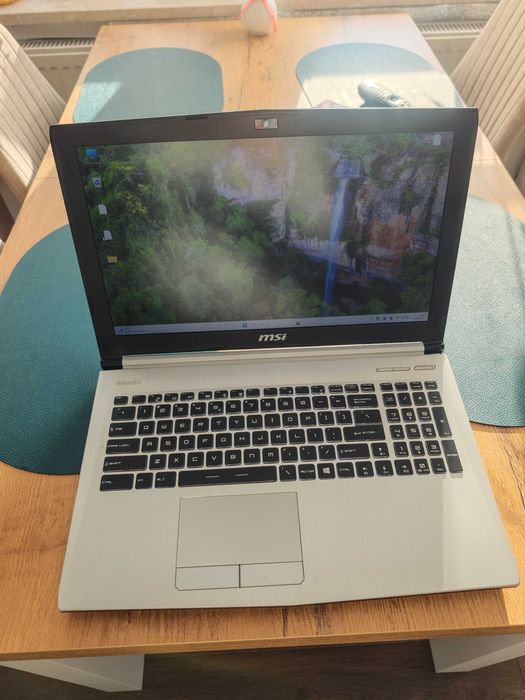 MSI PE60 I7-5700HQ/16GB/GTX960/SSD