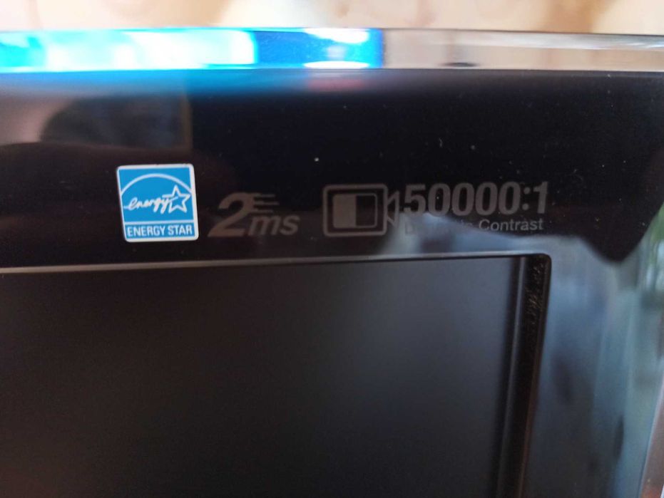 Монитор Samsung P2370 Sync Master