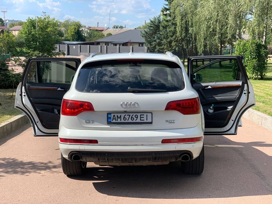 Audi Q7 3.0 TFSI Quattro • 2015 • Хороша комплектація •