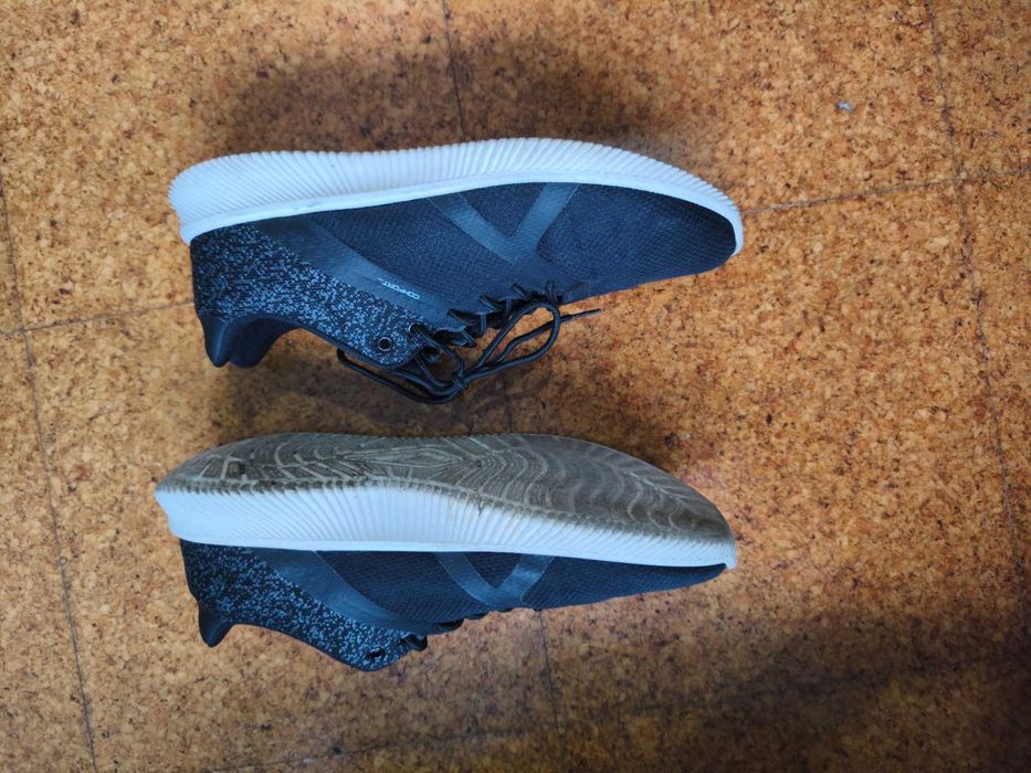 Sapatilhas de Desporto/Casual (Pretas)