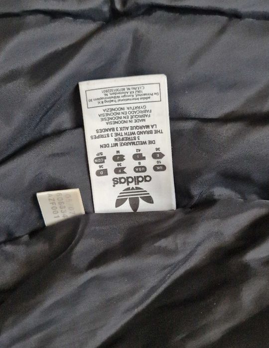 Brązowa krótka kurtka z futerkiem Adidas S