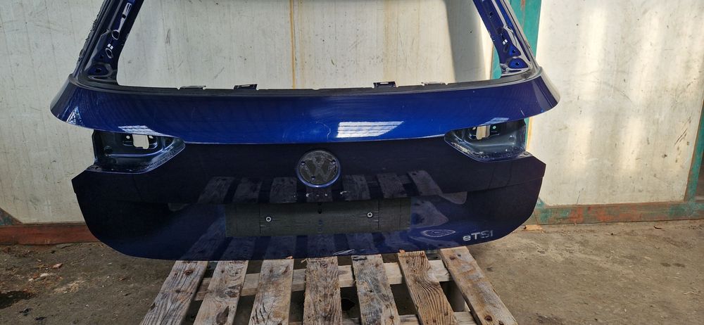 Klapa bagażnika vw Golf VIII kombi