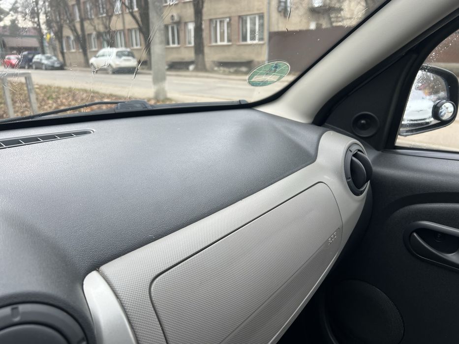 Dacia Sandero 1.4 бензин + кондеціонер