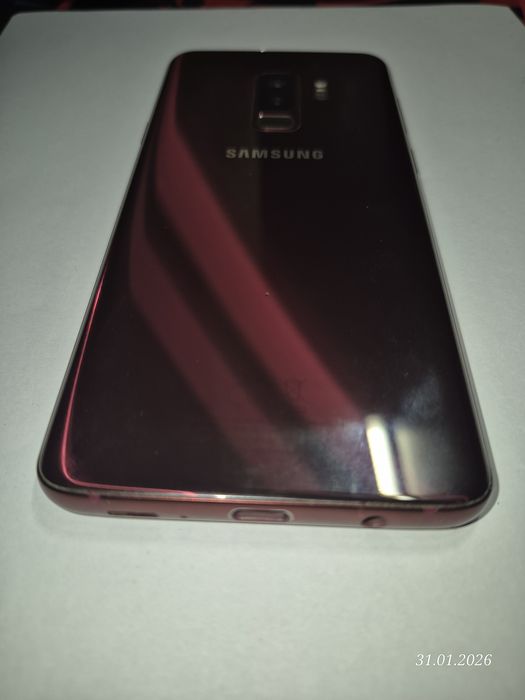 Samsung Galaxy S9+ Burgundy Red | One UI 7 | Android 15