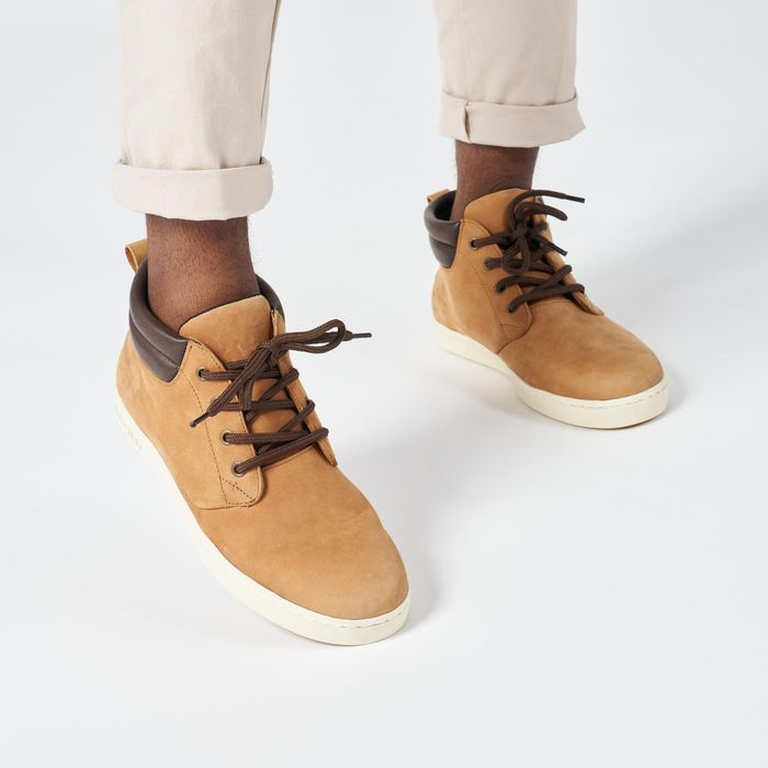 Sapato de Vela Homem 500 Couro Impermeável Ocre