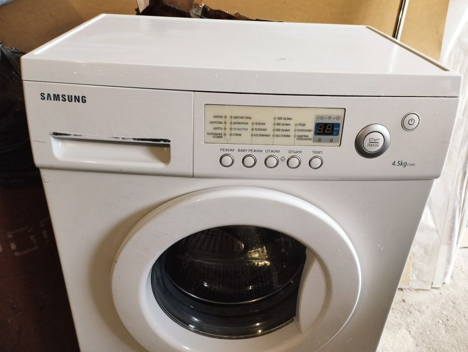Пральна машина  Samsung F1043