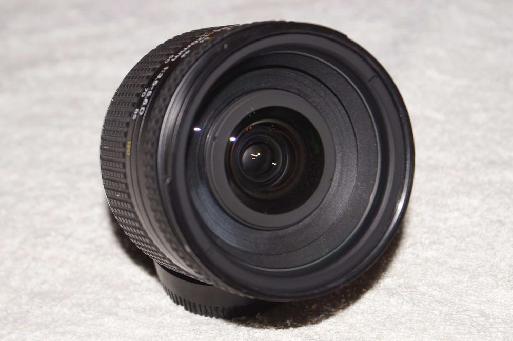Nikon AF Nikkor 24-120 f/3.5-5.6 D