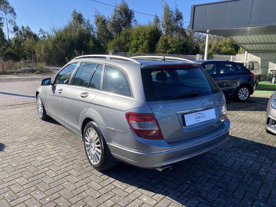 Mercedes-Benz C220 CDI - GPS - DVD - Nacional