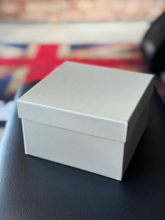 Kubek muzyczny z uchem w kształcie klarnetu