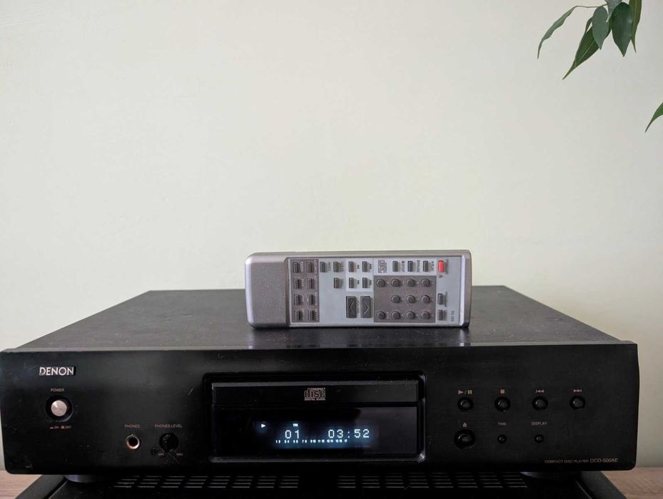 CD програвач Denon DCD-500AE